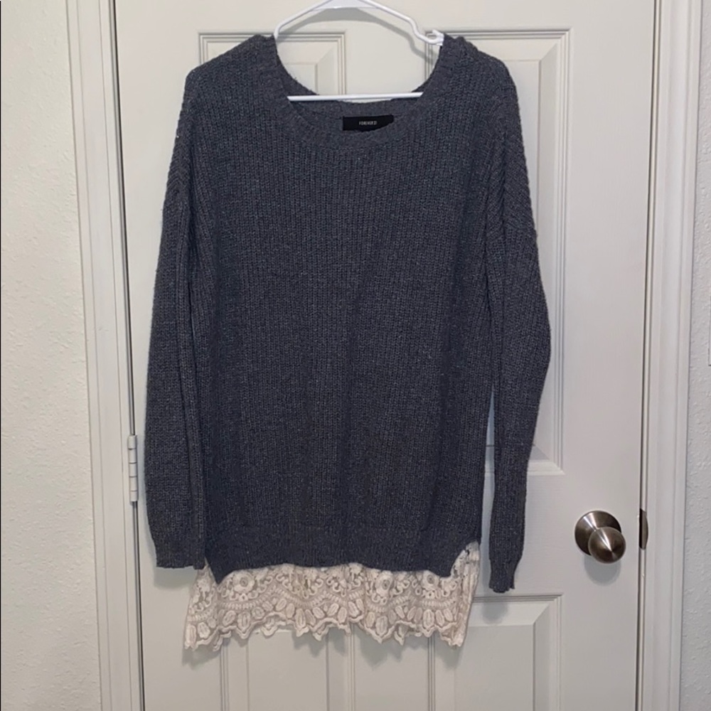 Gray sweater with Lace Fringe